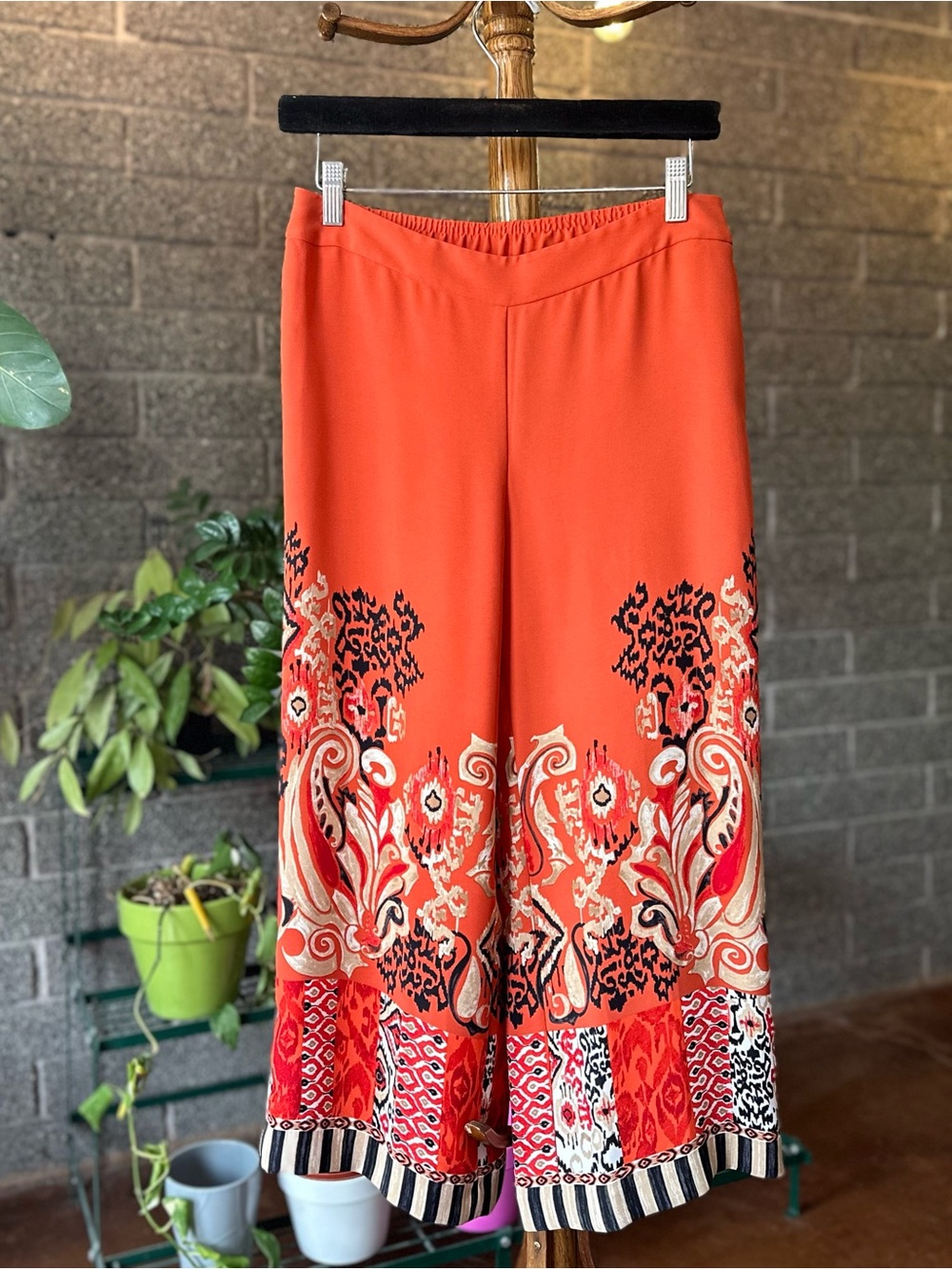 Chico’s Tribal Boho Wide Leg Orange Cropped Capris/Pants